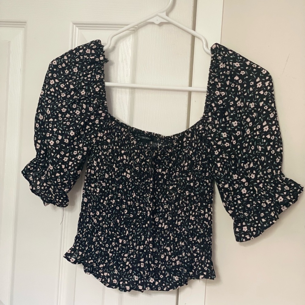 Women’s Forever 21 Top